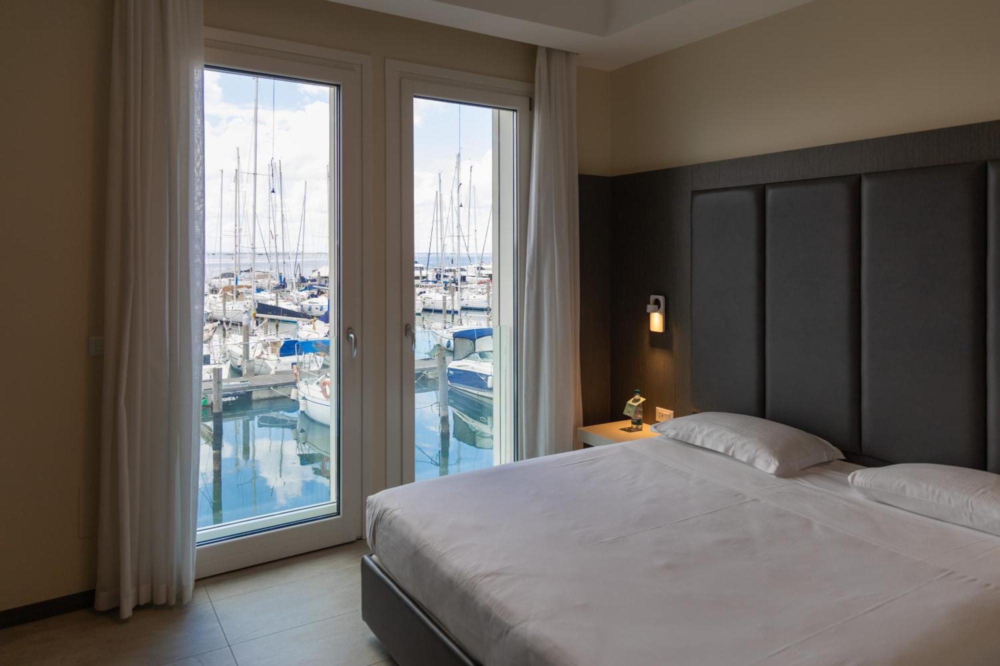 Mosella Suite Hotel Sottomarina Eksteriør bilde