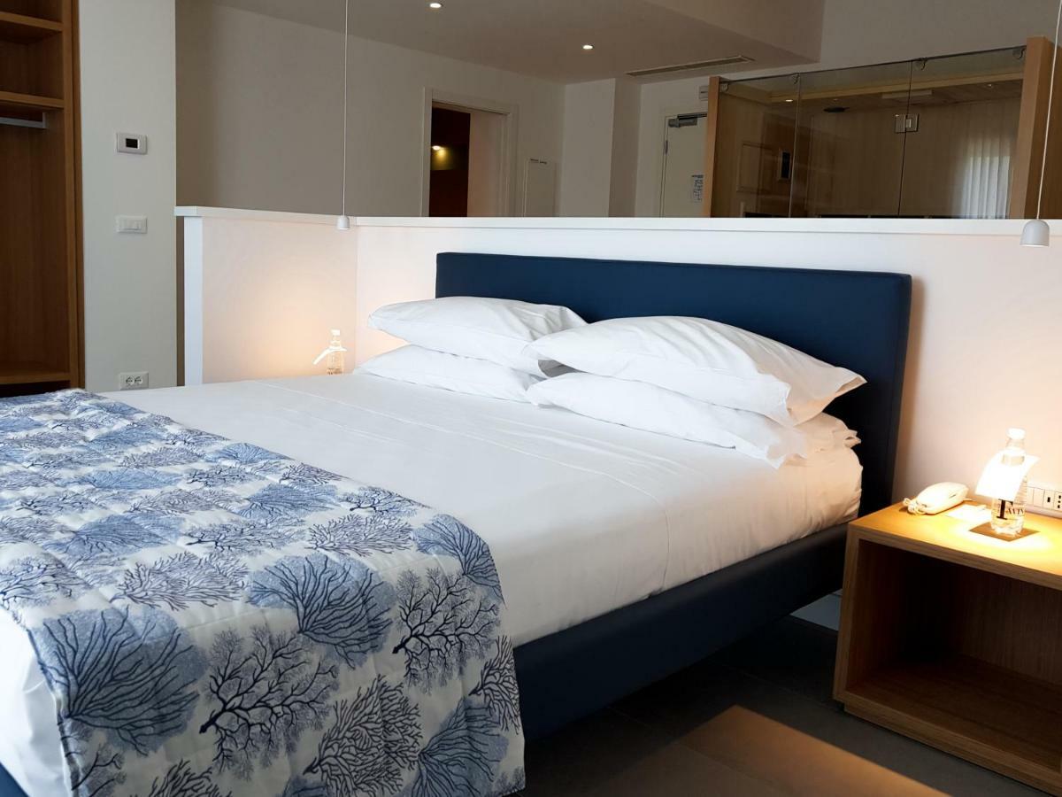 Mosella Suite Hotel Sottomarina Eksteriør bilde